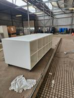 Grote witte kast met vakken, Ophalen of Verzenden, Zo goed als nieuw