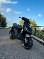 Piaggio zip 80cc 4takt, Fietsen en Brommers, Scooters | Piaggio, Ophalen, Maximaal 45 km/u, Zip, Zo goed als nieuw