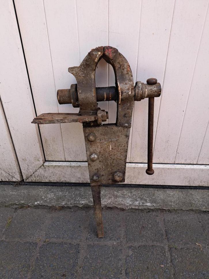 Defecte zware bankschroef/ staartbankschroef!, Doe-het-zelf en Verbouw, Gereedschap | Handgereedschap, Gebruikt, Ophalen