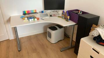 Ikea hoekbureau galant wit (gratis voor bosje bloemen) - afbeelding 2