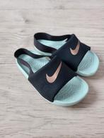 Nike bad slippers maat 26, Kinderen en Baby's, Overige typen, Ophalen of Verzenden, Zo goed als nieuw
