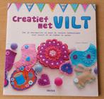 Creatief met Vilt - Laura Howard - 2011, Hobby en Vrije tijd, Gebruikt, Boek of Patroon, Ophalen of Verzenden, Nvt