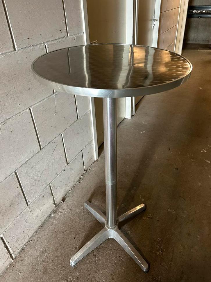 Aluminium Hangtafel - inklapbaar en Verstelbaar in hoogte, Huis en Inrichting, Tafels | Statafels, Gebruikt, In hoogte verstelbaar