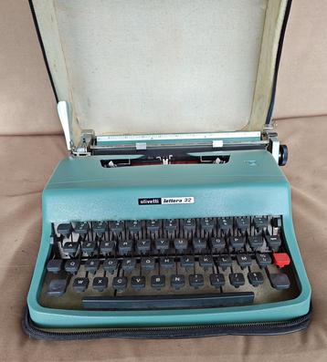 Olivetti lettera 32 typemachine Azerty beschikbaar voor biedingen