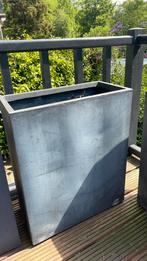 Mooie hoge bloembakken voor tuin of balkon, Tuin en Terras, Bloembakken en Plantenbakken, Ophalen, Kunststof, Gebruikt, Minder dan 60 cm