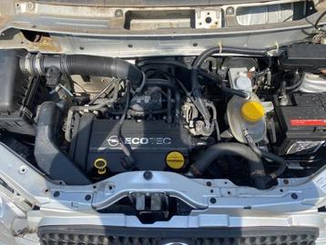 Motor van een Opel Agila beschikbaar voor biedingen