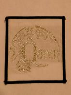 Queen crest vintage kleding embleem patch rock RARE, Verzamelen, Ophalen of Verzenden, Zo goed als nieuw, Kleding