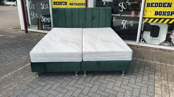 Boxspring Velvet groen 7- zone Pocket matras 24 cm dik NIEUW beschikbaar voor biedingen