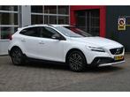 Volvo V40 Cross Country 1.5 T3 Kinetic 152pk | Trekhaak | Na, Stof, 4 cilinders, 700 kg, Wit