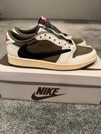 Air Jordan 1 Retro Low Travis Scott Medium Olive | 43, Kleding | Heren, Schoenen, Wit, Nieuw, Ophalen of Verzenden, Sneakers of Gympen