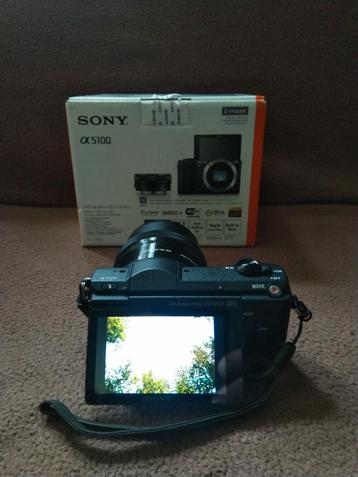 Sony a 5100 incl. Epz 16-50 mm f3.5-5.6 lens. beschikbaar voor biedingen