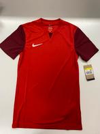 Nike rood trainingshirt (S, M, L en XL), Overige maten, Ophalen of Verzenden, Zo goed als nieuw, Voetbal