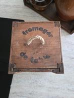 Frans kaas kastje met schuifdeur, Ophalen of Verzenden