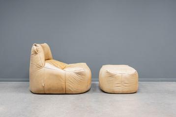 Aralia lounge chair + ottoman beschikbaar voor biedingen