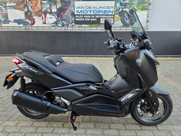 Yamaha XMAX 300 TECHMAX (bj 2023) beschikbaar voor biedingen