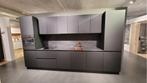Showroomkeuken FRANCHETTI, Huis en Inrichting, Keuken | Complete keukens, Overige materialen, Zwart, Niet ingevuld, Enkelwandige keuken