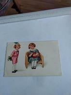 TWEE KINDEREN MET BLOEMEN EN POP. 1930, Ophalen of Verzenden, 1920 tot 1940, Kinderen