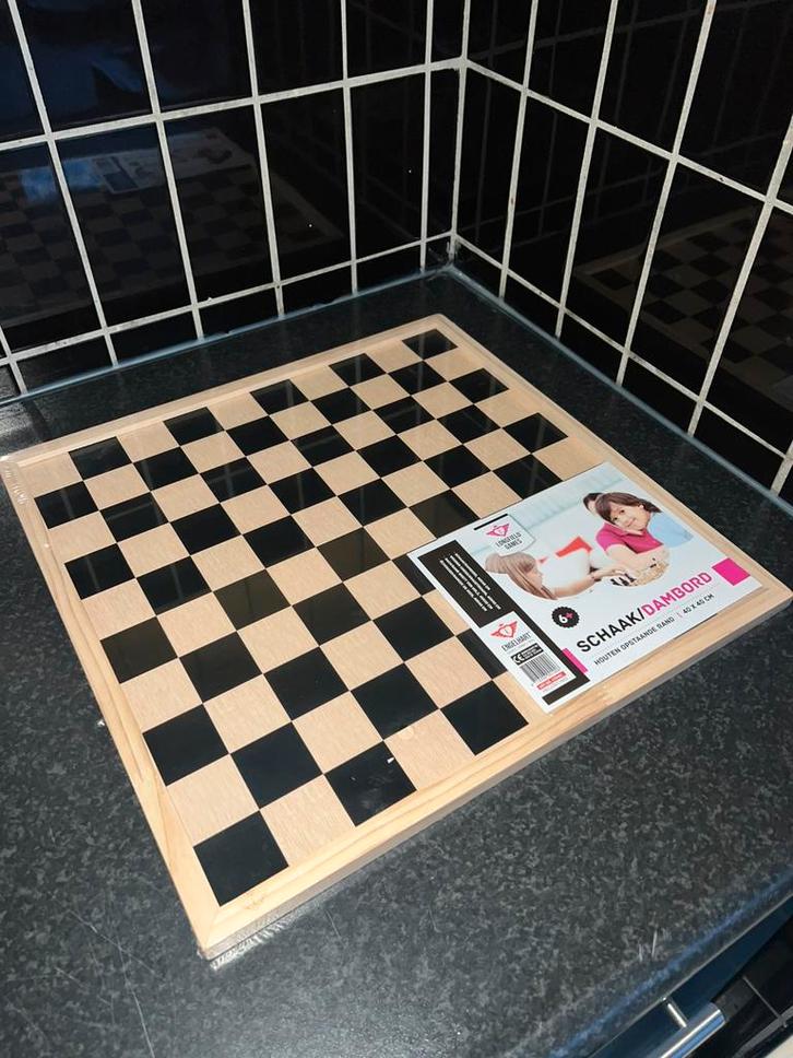 Houten schaak-/dambord – Nieuw in verpakking ️, Hobby en Vrije tijd, Gezelschapsspellen | Bordspellen, Nieuw, Ophalen of Verzenden