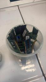 Oud ijzer gezocht: Printplaten, Computers, Laptops, etc., Ophalen of Verzenden