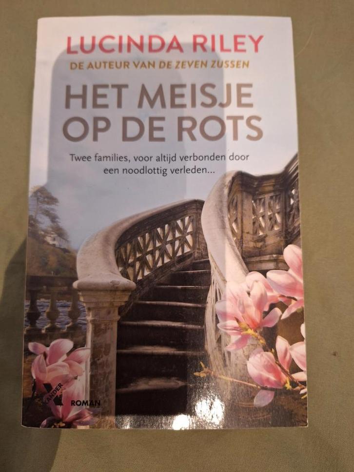 Het Meisje op de Rots - Lucinda Riley, Boeken, Romans, Gelezen, Nederland, Ophalen of Verzenden