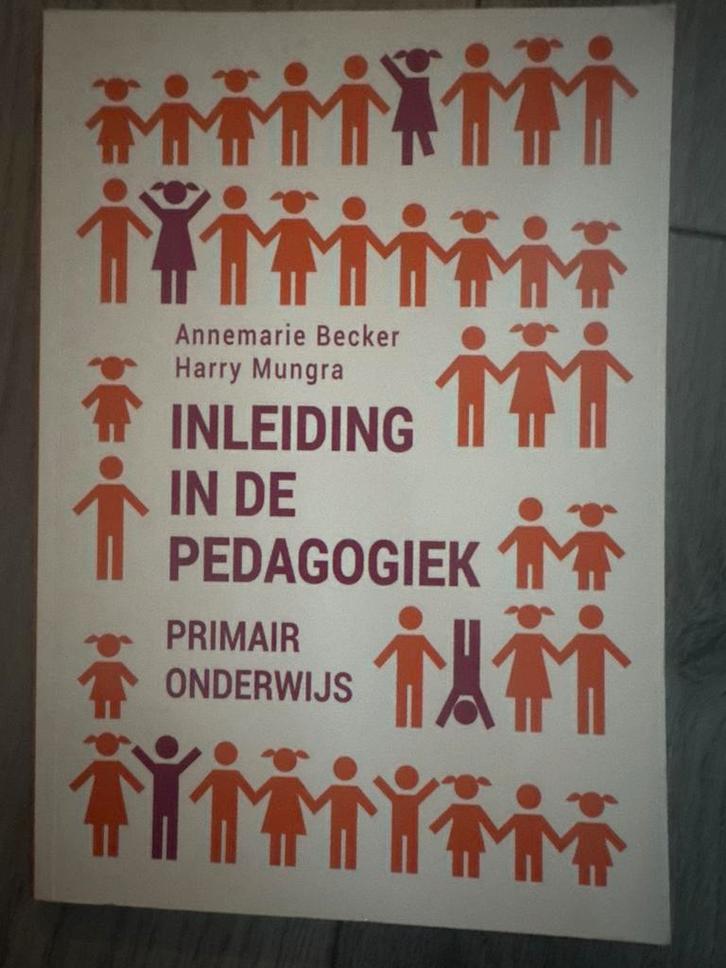 Inleiding in de Pedagogiek - Primair Onderwijs, Boeken, Studieboeken en Cursussen, Zo goed als nieuw, HBO, Ophalen of Verzenden
