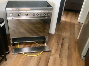 Gasfornuis/oven merk Smegg beschikbaar voor biedingen