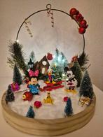 Prachtig kerst tafereel met Minnie.mickey.donald, Ophalen of Verzenden, Mickey Mouse, Nieuw, Beeldje of Figuurtje