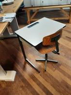 Nostalgisch schoolsetje, Ophalen, Gebruikt, Tafel(s) en Stoel(en)