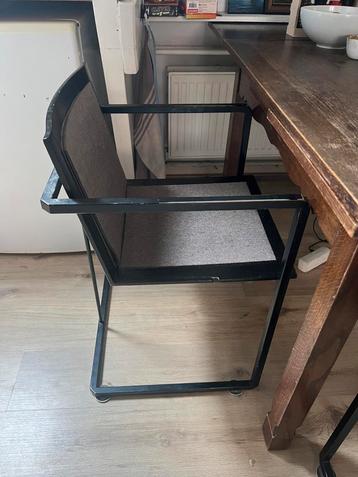 4 eetkamer stoelen industrieel design