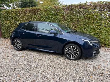 Toyota Corolla 1.8 Hybrid 122pk CVT 2023 Blauw beschikbaar voor biedingen