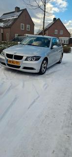 BMW 3-Serie 2.0 I 320 2005 Grijs, Auto's, Parkeersensor, Achterwielaandrijving, 1995 cc, 4 cilinders