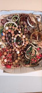 retro vintage partijtje opknapsieraden kettingen armbanden, Ophalen of Verzenden, Zo goed als nieuw, Overige kleuren, Overige materialen