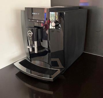 Jura E4 + Jura Melkopschuimer als nieuw beschikbaar voor biedingen