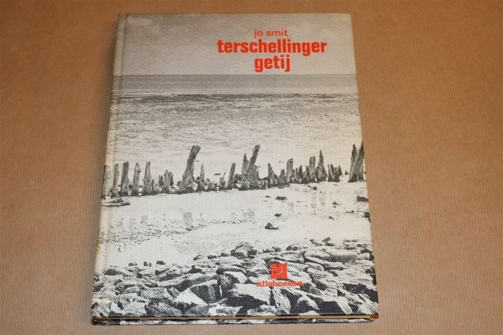 Terschellinger Getij — Standaardwerk over het Eiland, Boeken, Ophalen of Verzenden, Gelezen