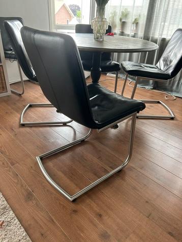 5 eetkamerstoelen