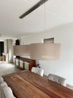Twee taupe hanglampen 61 cm met ophanging, Ophalen, Zo goed als nieuw, Stof, 50 tot 75 cm