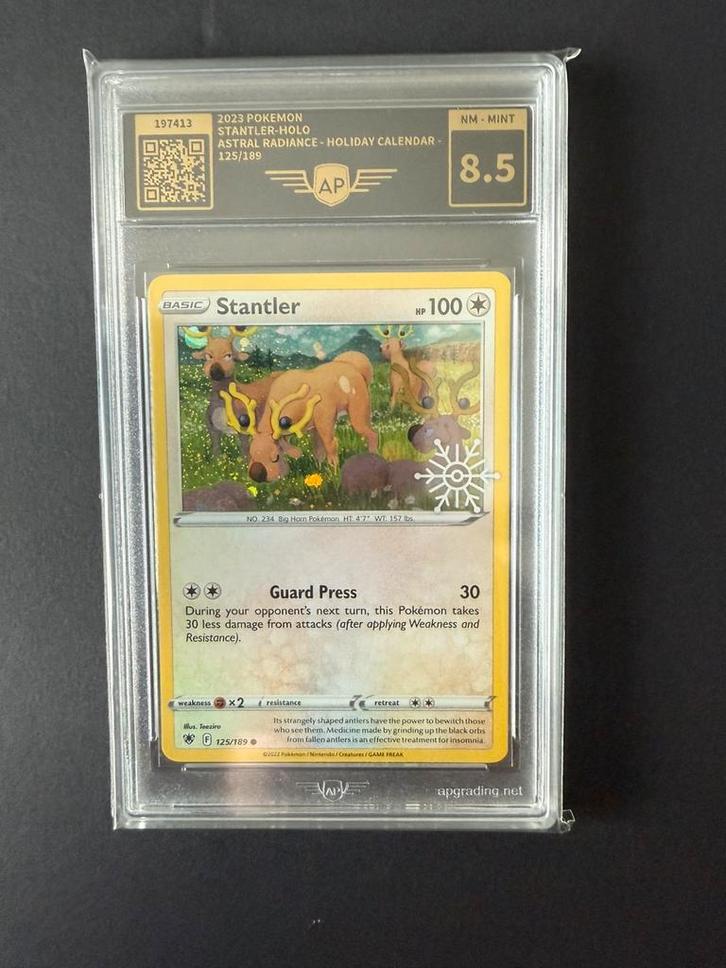 Astral Radiance 125 H.C. Graded 8.5 AP Grading, Hobby en Vrije tijd, Verzamelkaartspellen | Pokémon, Nieuw, Losse kaart, Ophalen