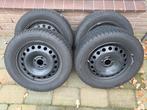 Dunlop winterbanden 215/55/16, Auto-onderdelen, Banden en Velgen, Ophalen, 16 inch, Banden en Velgen, Winterbanden