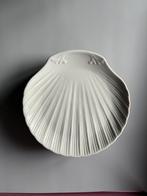 5 prachtige witte porseleinen borden vorm van een schelp, Ophalen of Verzenden, Zo goed als nieuw, Bord(en), Overige stijlen
