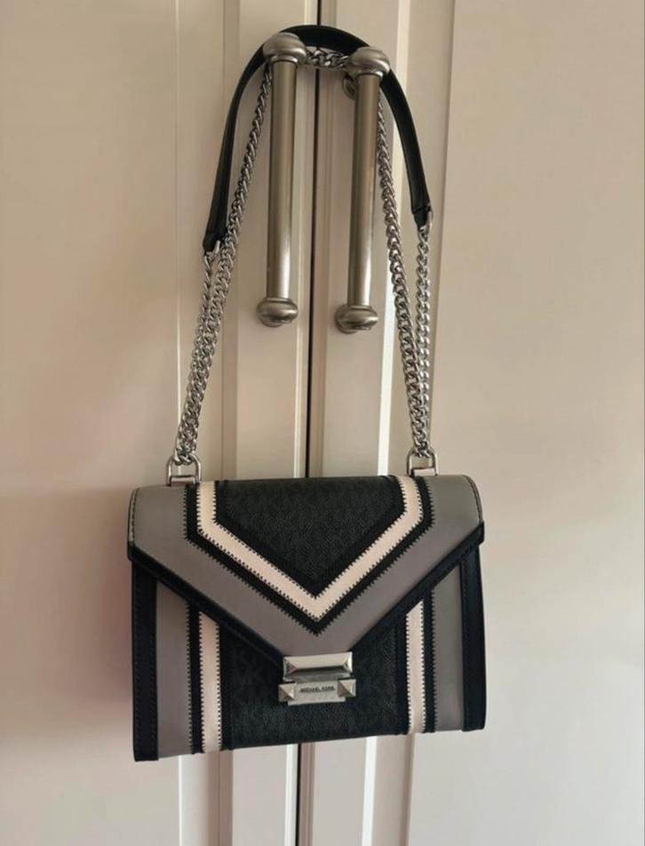 Michael Kors Crossbody Tas - Wit, Zwart, Grijs, Sieraden, Tassen en Uiterlijk, Tassen | Damestassen, Zo goed als nieuw, Schoudertasje