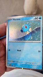 Horsea svp 137 met swirl, Hobby en Vrije tijd, Verzamelkaartspellen | Pokémon, Ophalen of Verzenden, Nieuw, Losse kaart, Foil