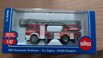 Siku Mercedes brandweerwagen, Hobby en Vrije tijd, Modelauto's | 1:87, Verzenden, Zo goed als nieuw, Bus of Vrachtwagen, SIKU