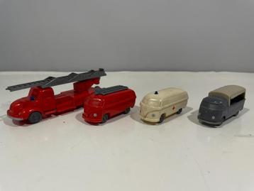 Vintage 4 Wiking voertuigen beschikbaar voor biedingen