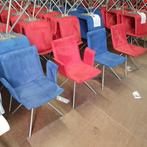 Grote partij Eromes vergaderstoelen met rode of blauwe stof, Huis en Inrichting, Stoelen, Vijf, Zes of meer stoelen, Blauw, Gebruikt