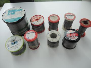 Lot kwalitatief soldeertin, diverse diameters en gewichten.  beschikbaar voor biedingen