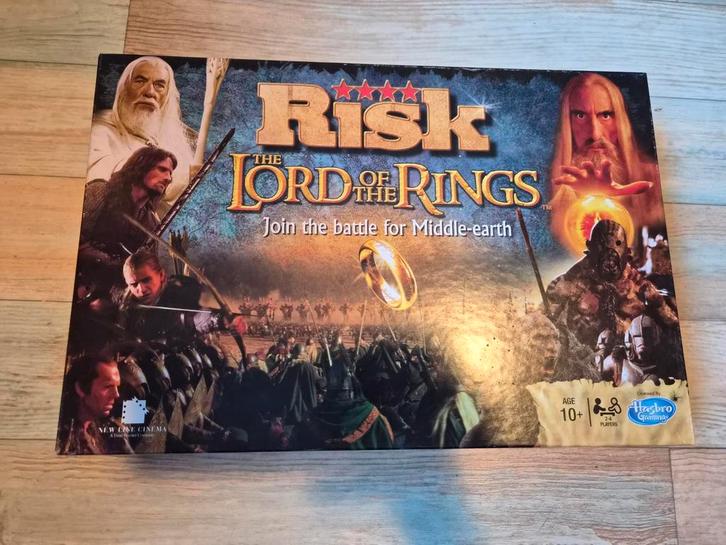 RISK Lord of the Rings - Battle for Middle-earth - Hasbro, Hobby en Vrije tijd, Gezelschapsspellen | Bordspellen, Zo goed als nieuw