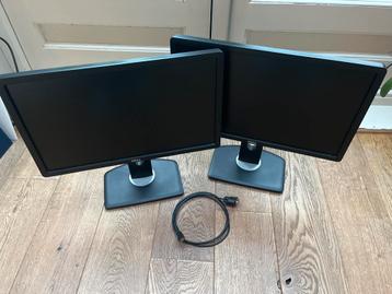 2 Dell Monitoren - Goed voor Dual Setup beschikbaar voor biedingen
