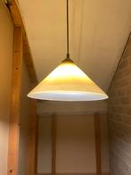 Klassiek conisch model HANGLAMP geel | melkwit GLAS strak, Huis en Inrichting, Lampen | Hanglampen, Ophalen, Retro Art Deco klassiek minimalistisch vintage