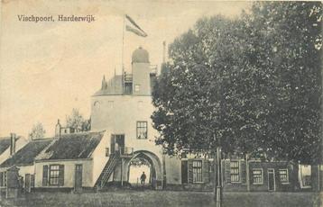 (701-225-005) Harderwijk Vischpoort beschikbaar voor biedingen