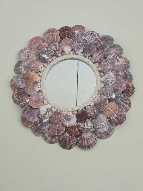 Paarse schelpen spiegel rond uit Bali, Huis en Inrichting, Woonaccessoires | Spiegels, Nieuw, Minder dan 50 cm, Minder dan 100 cm